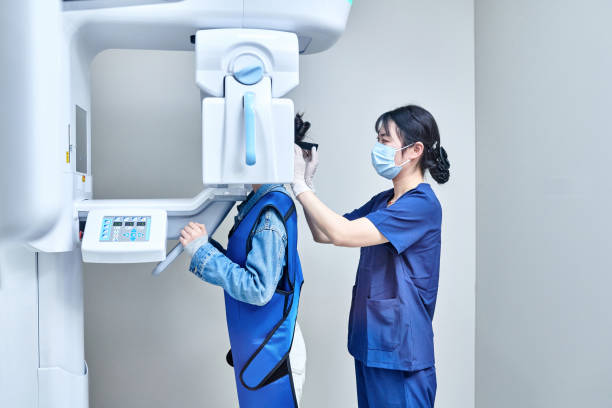 Best Emergency Broken Tooth Repair in Vista, CA